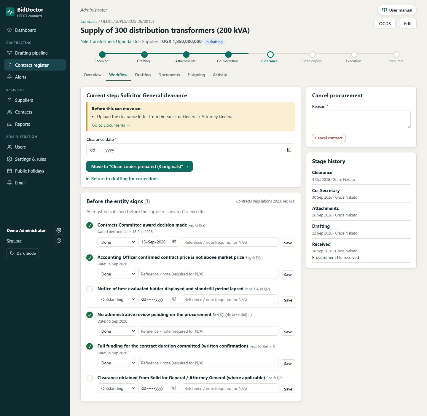 Workflow tab showing the current step and the pre-signature checklist